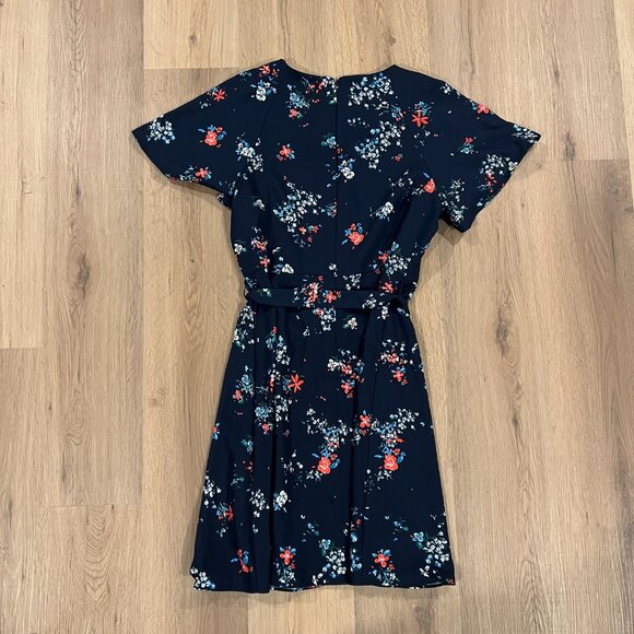Banana Republic Blue Floral Short Sleeve Sundress Dress With Belt Size 12 - Picture 5 of 5